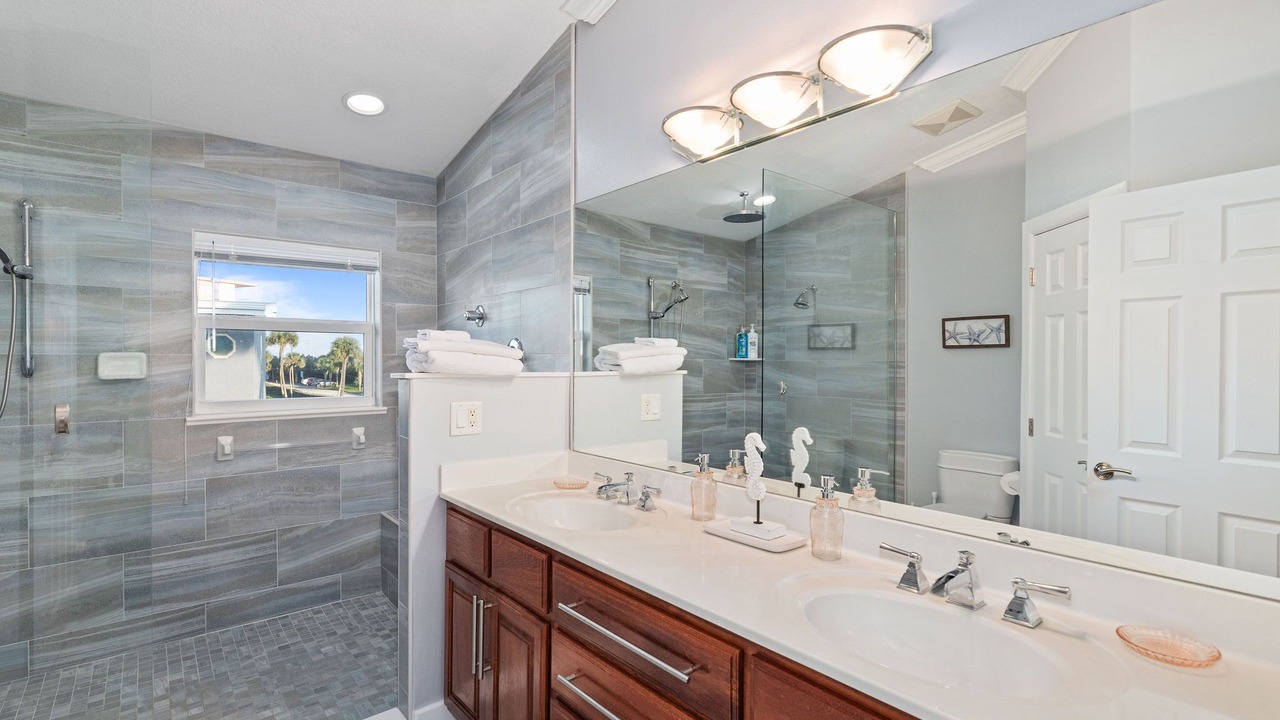 Photo of Bathroom in Banana River Estates