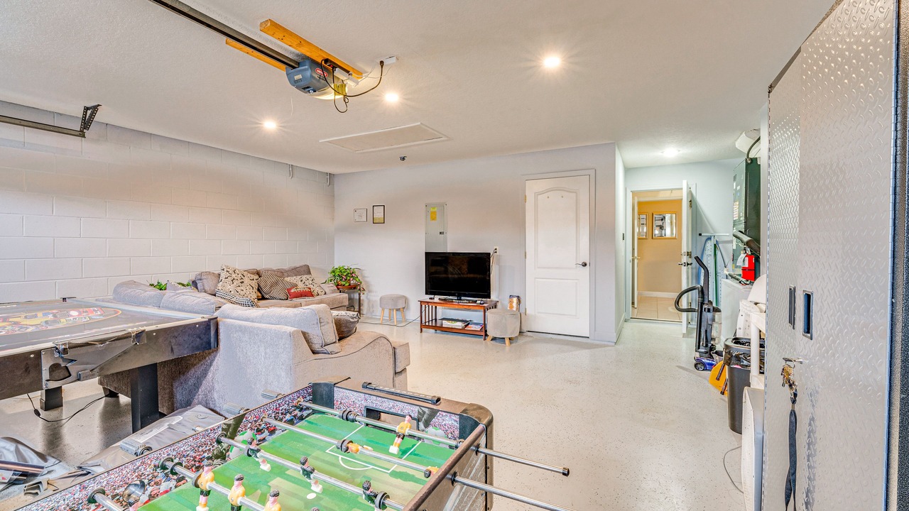 Photo of Livingroom in West Stonebridge