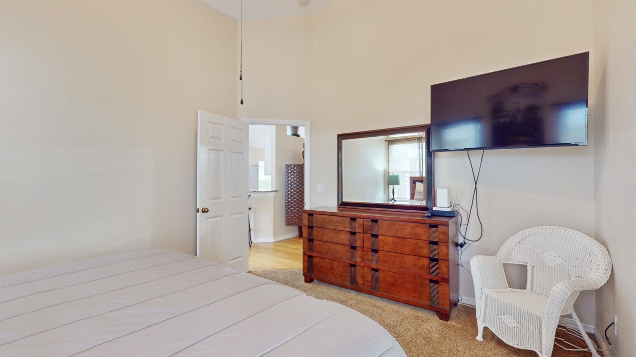 Photo of Bedroom in Beachwalk Isles