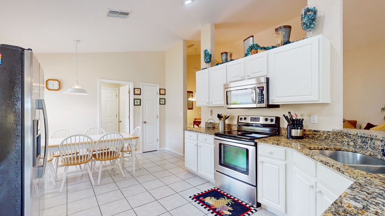 Photo of Kitchen in Beachwalk Isles