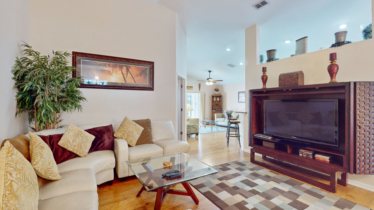 Photo of Livingroom in Beachwalk Isles