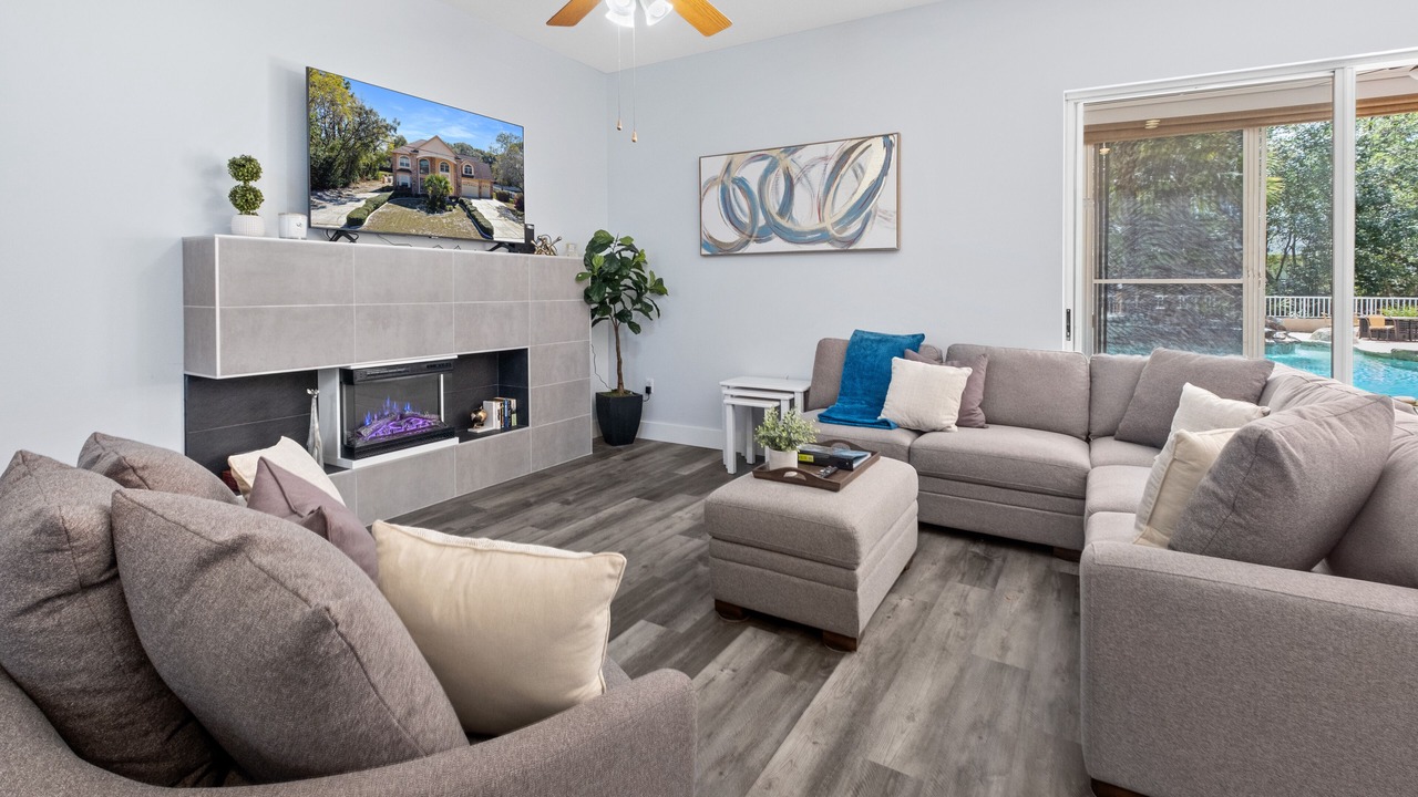 Photo of Livingroom in Spring Hill