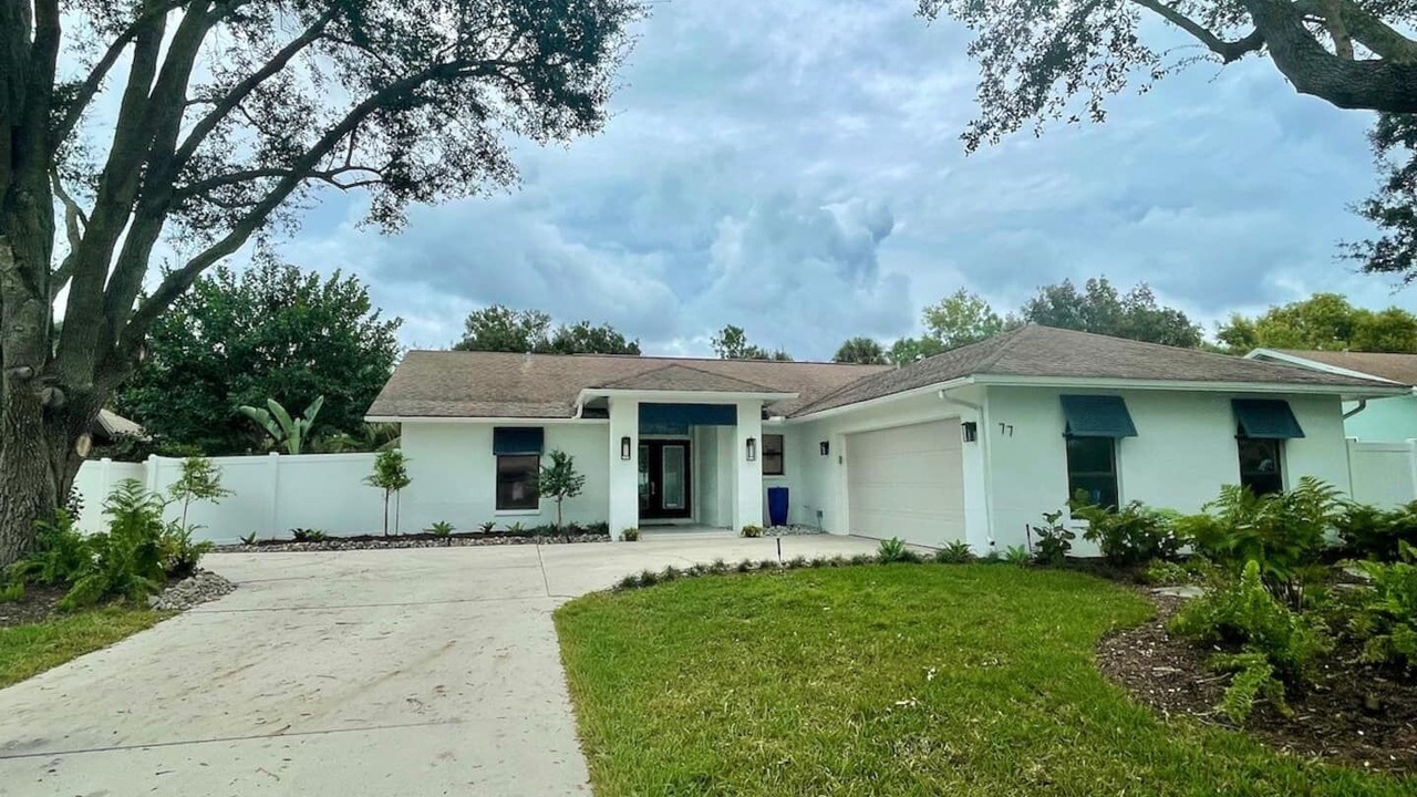 Photo of Outdoor in Palm River Estates