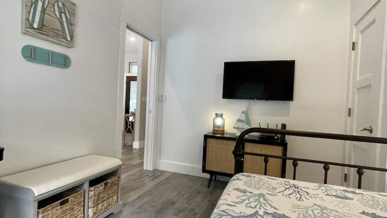 Photo of Bedroom in Palm River Estates