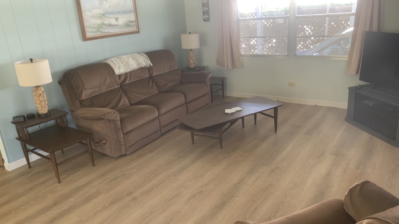 Photo of Livingroom in Trailer Estates