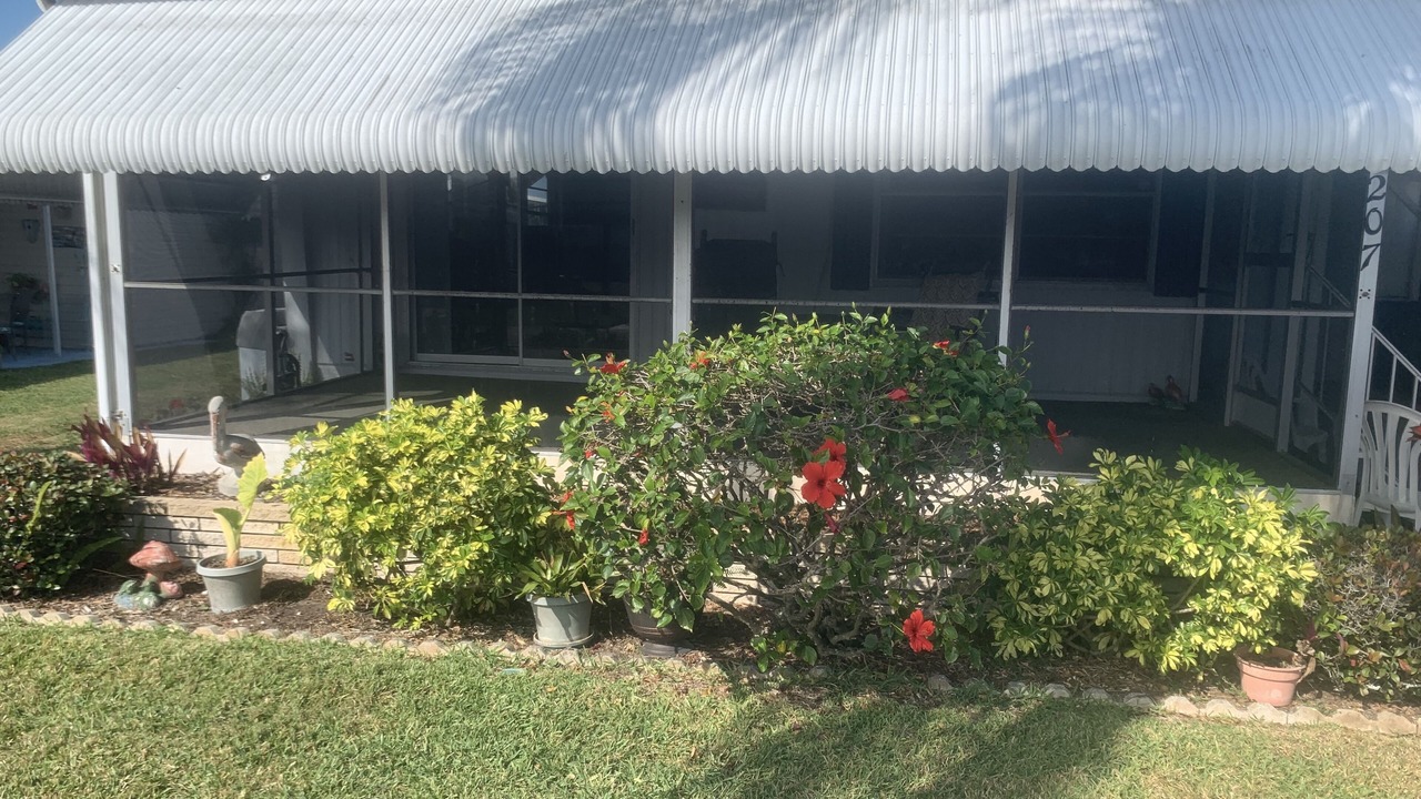 Photo of Outdoor in Trailer Estates