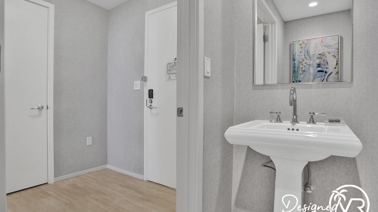 Photo of Bathroom in Central Beach