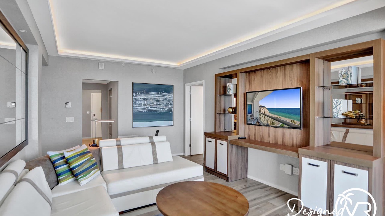 Photo of Livingroom in Central Beach