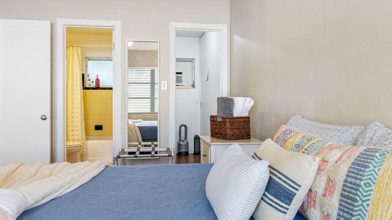 Photo of Bedroom in Historic Old Northeast