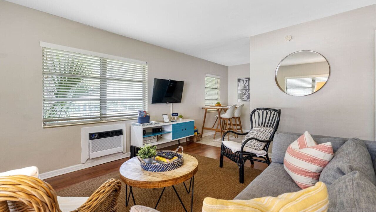 Photo of Livingroom in Historic Old Northeast