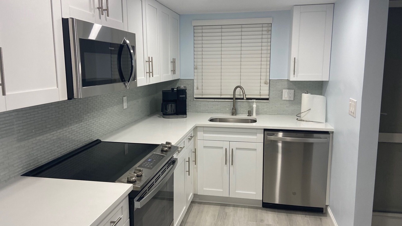 Photo of Kitchen in Vanderbilt Beach