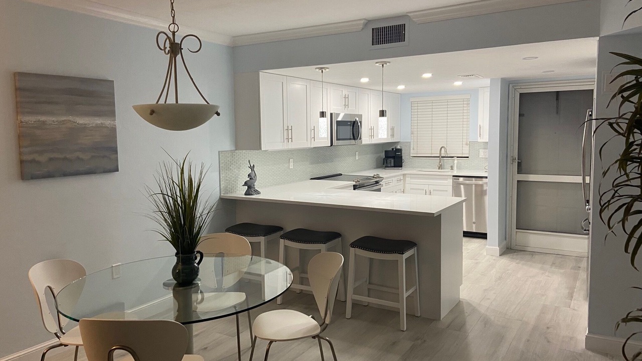 Photo of Kitchen in Vanderbilt Beach