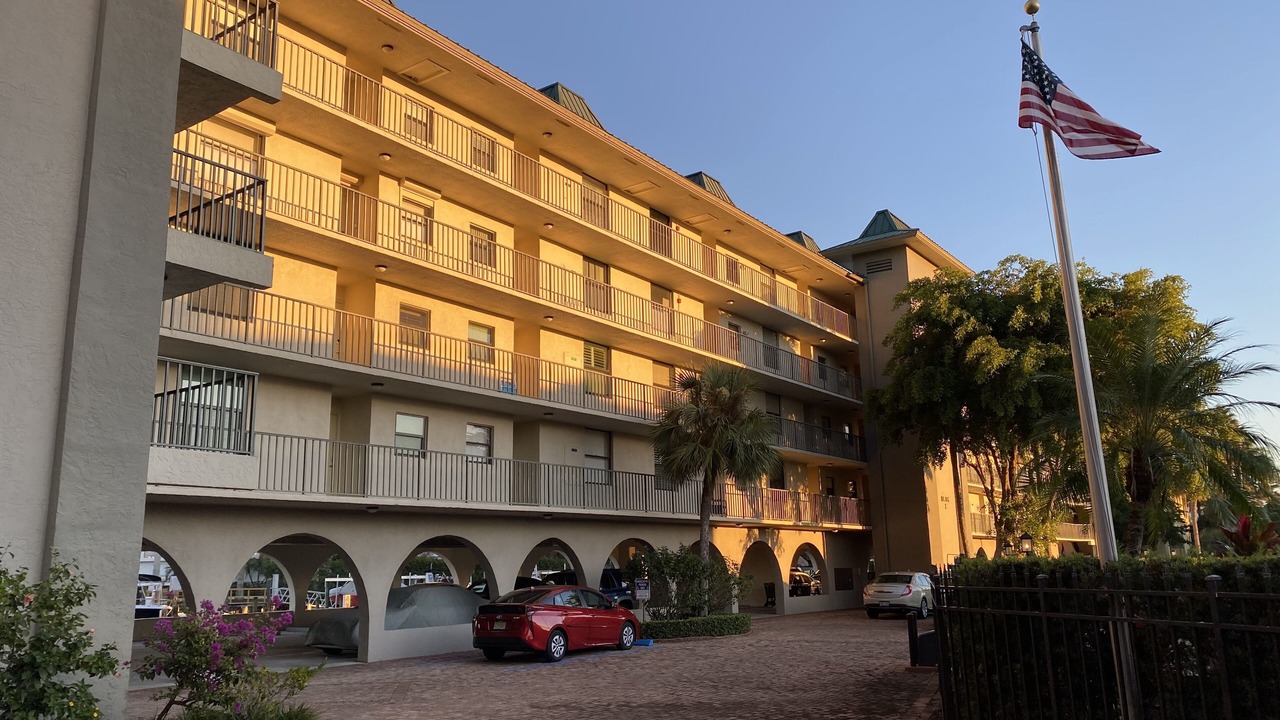 Photo of Outdoor in Vanderbilt Beach