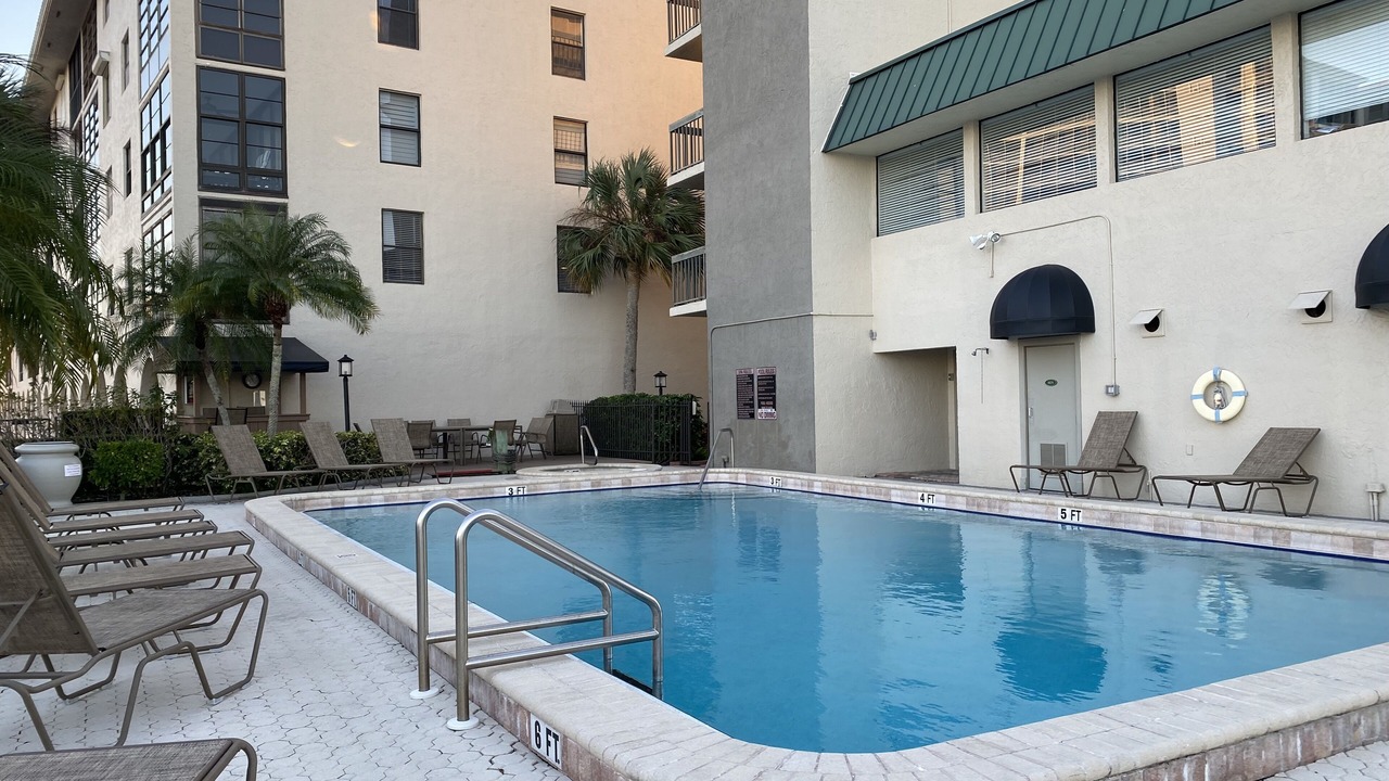 Photo of Outdoor in Vanderbilt Beach