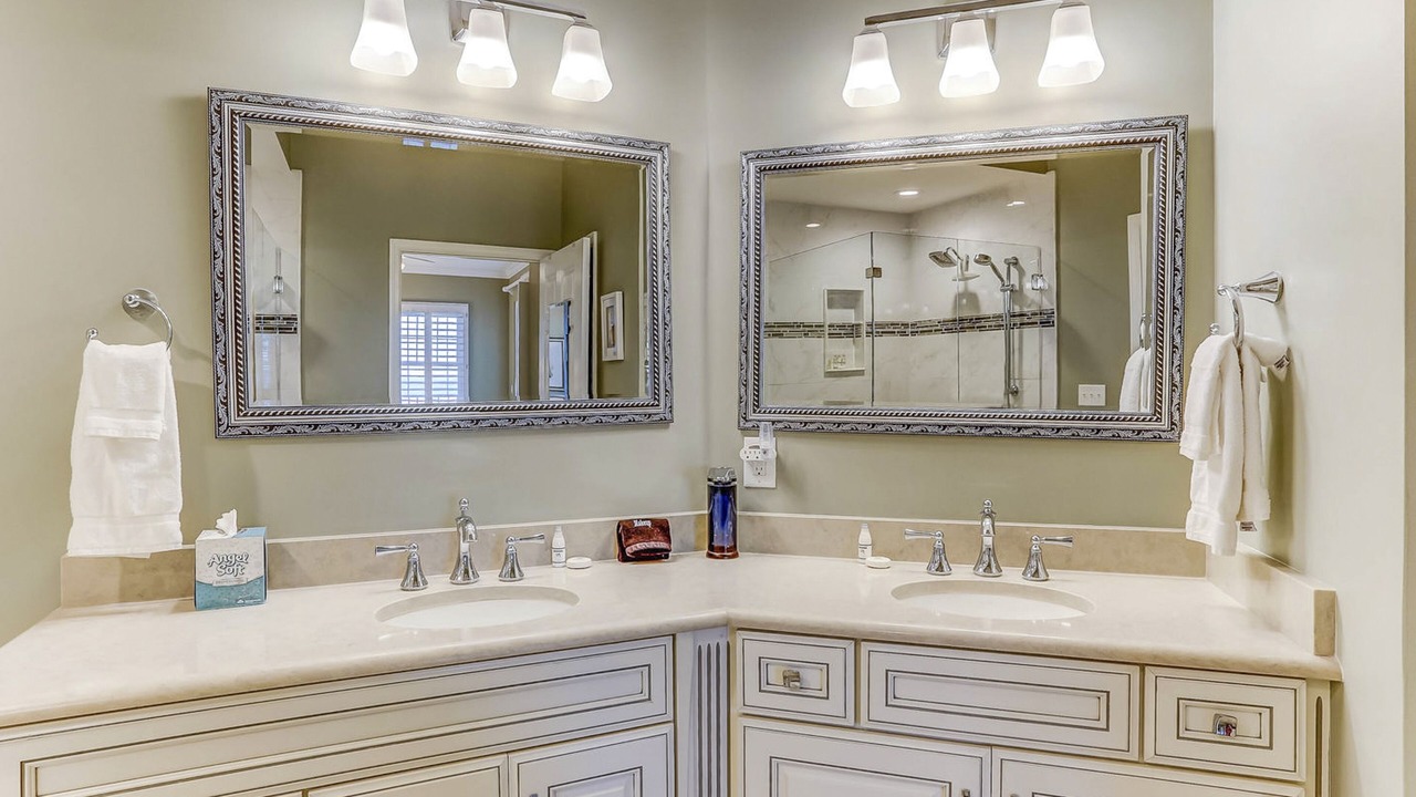 Photo of Bathroom in Amelia City
