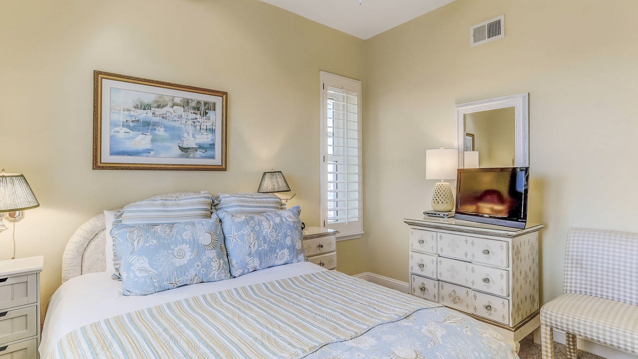 Photo of Bedroom in Amelia City