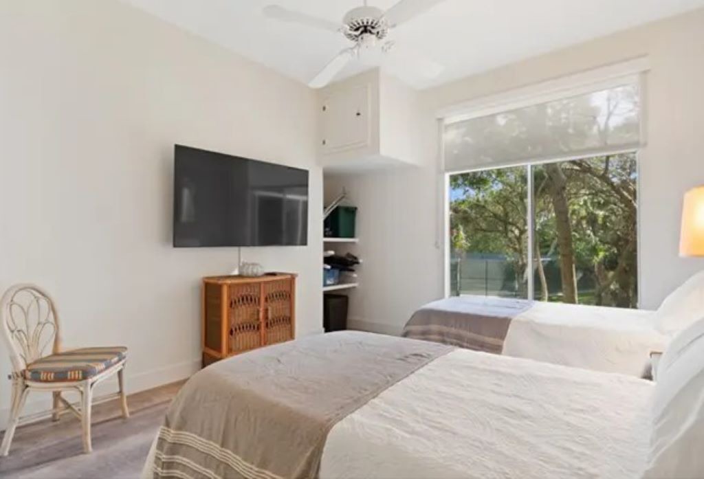 Photo of Bedroom in Wabasso Beach