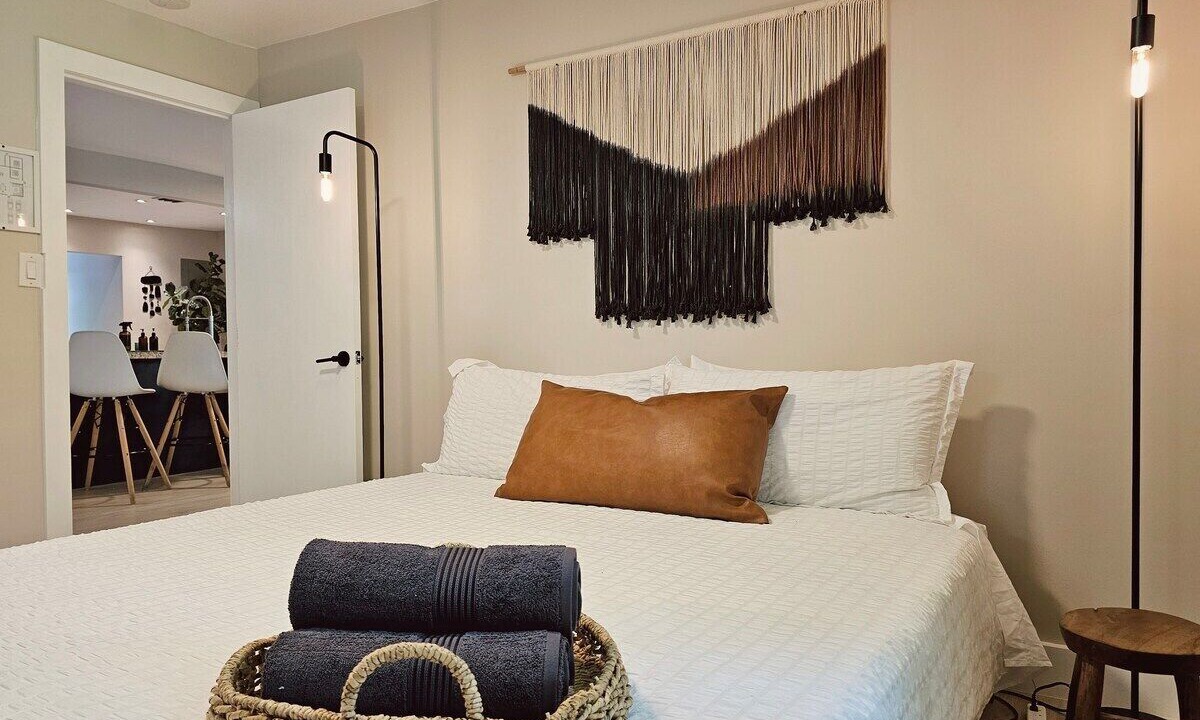 Photo of Bedroom in Edgewood