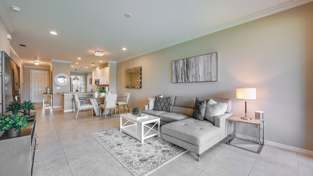 Photo of Livingroom in Naples