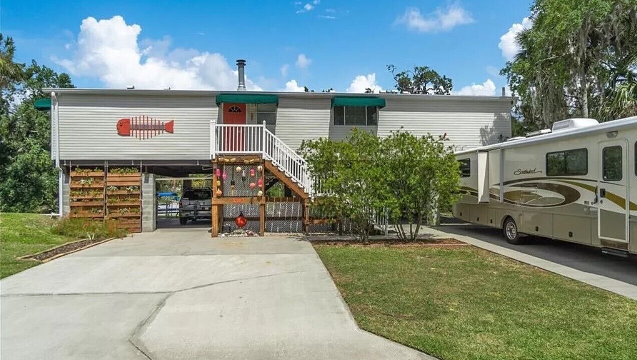 Photo of Outdoor in Crystal River