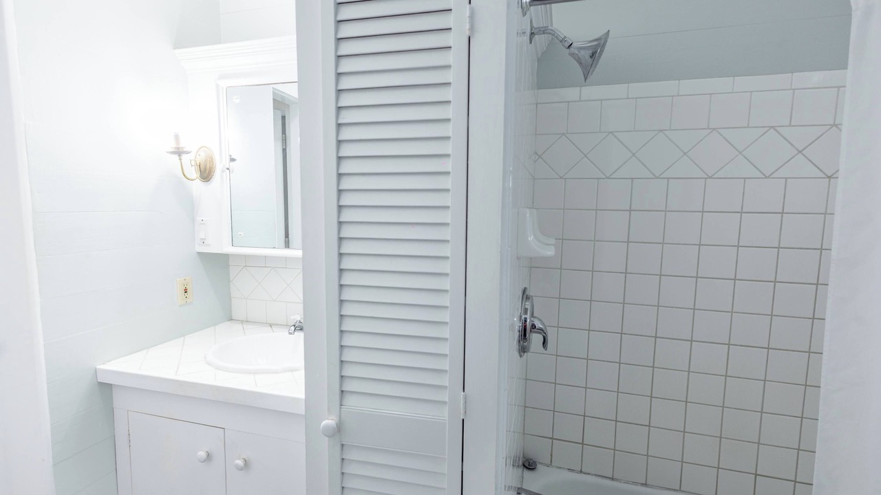 Photo of Bathroom in Historic Seaport