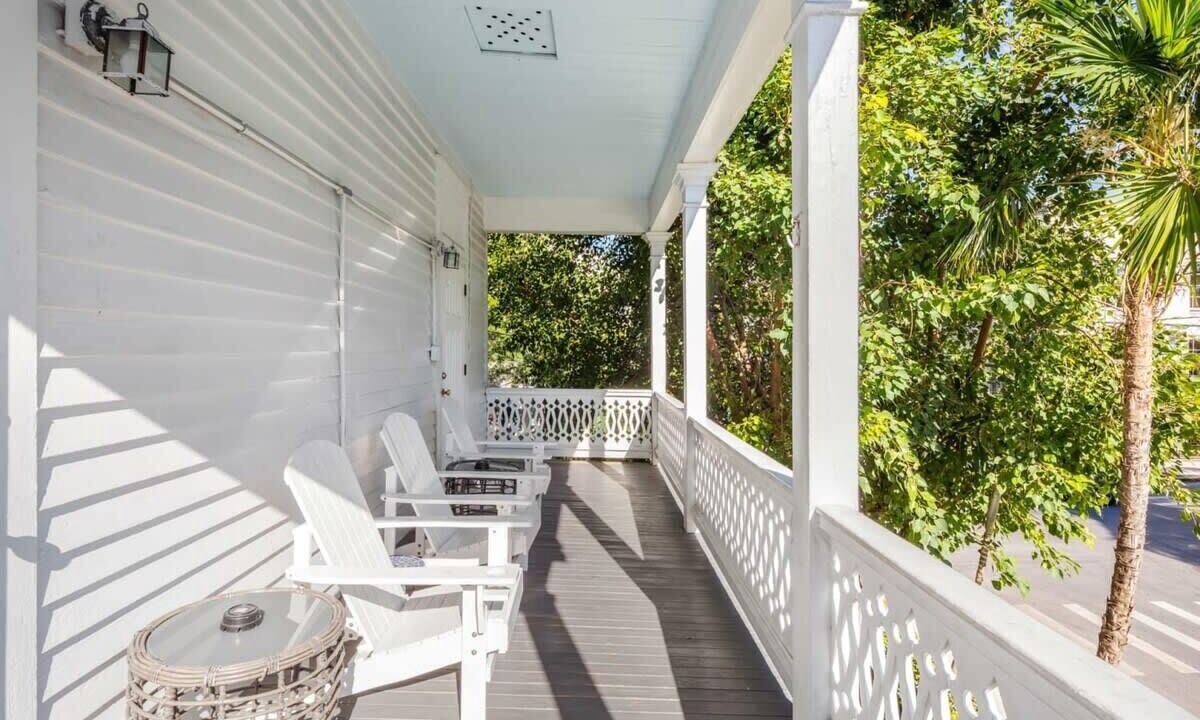 Photo of Patio Balcony in Historic Seaport