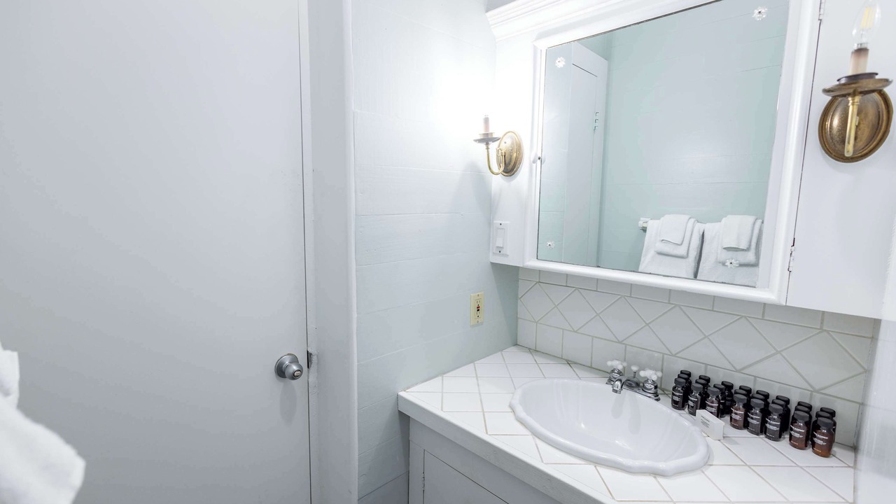 Photo of Bathroom in Historic Seaport