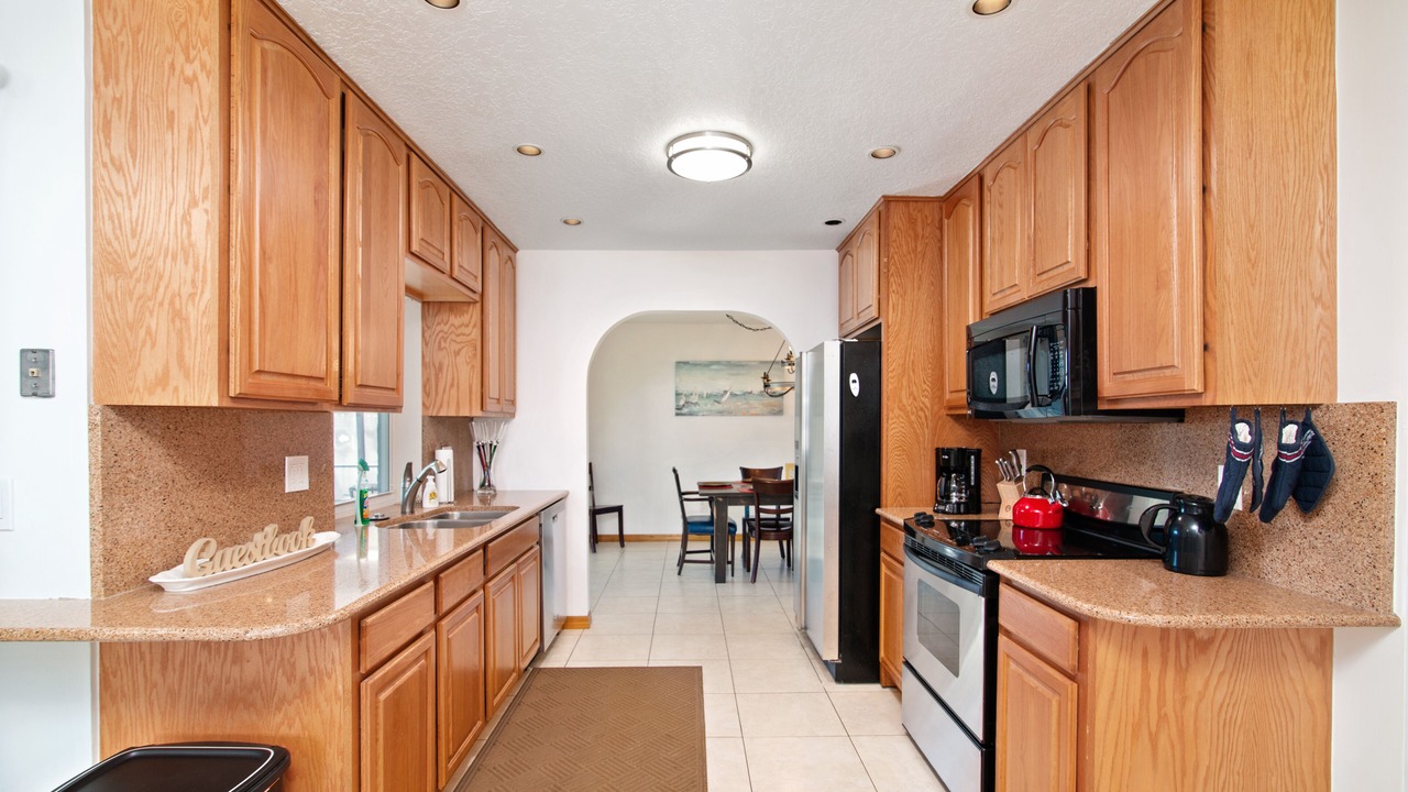 Photo of Kitchen in Survey Creek