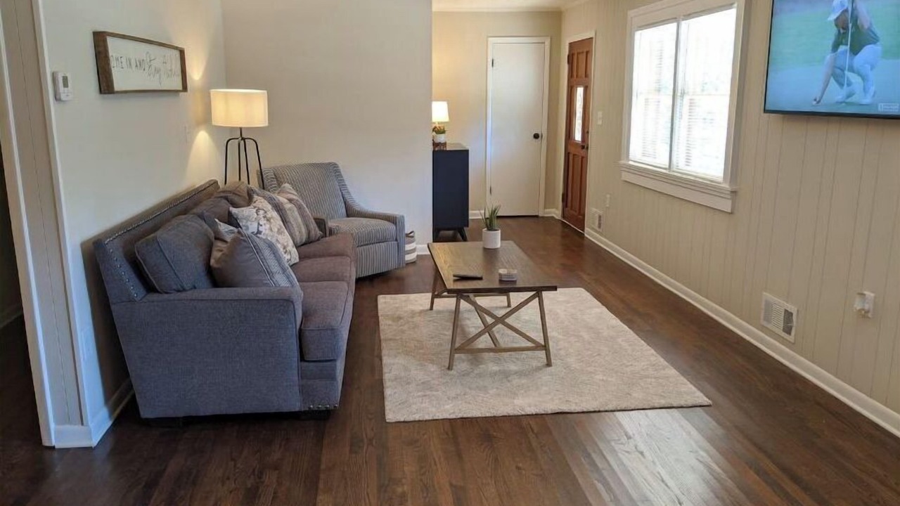 Photo of Livingroom in Gainesville