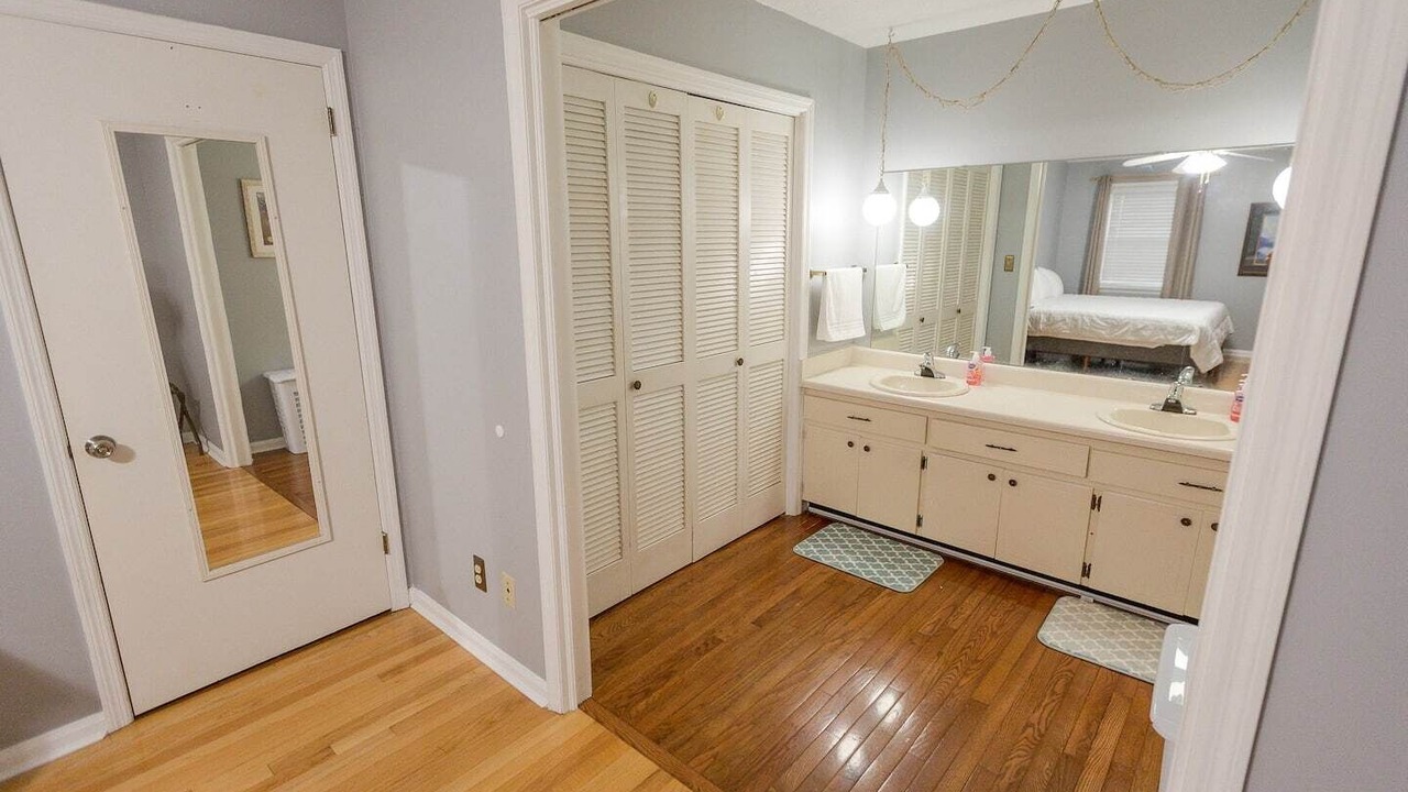 Photo of Bedroom in Cleveland