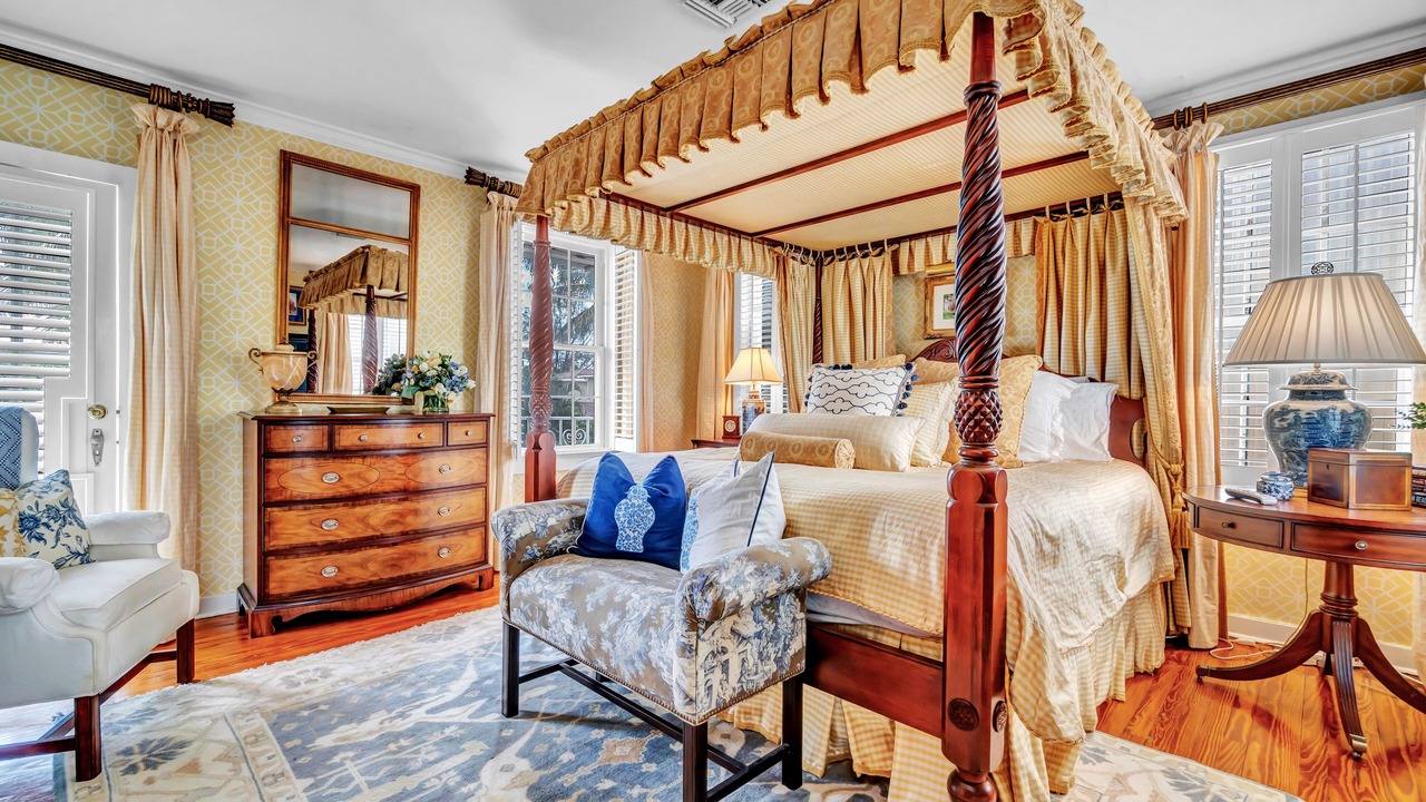 Photo of Bedroom in Southland Park