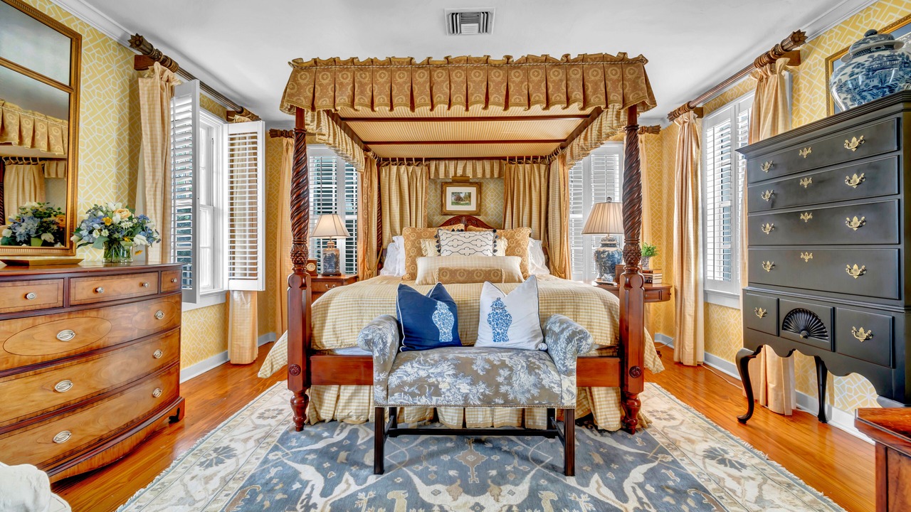 Photo of Bedroom in Southland Park