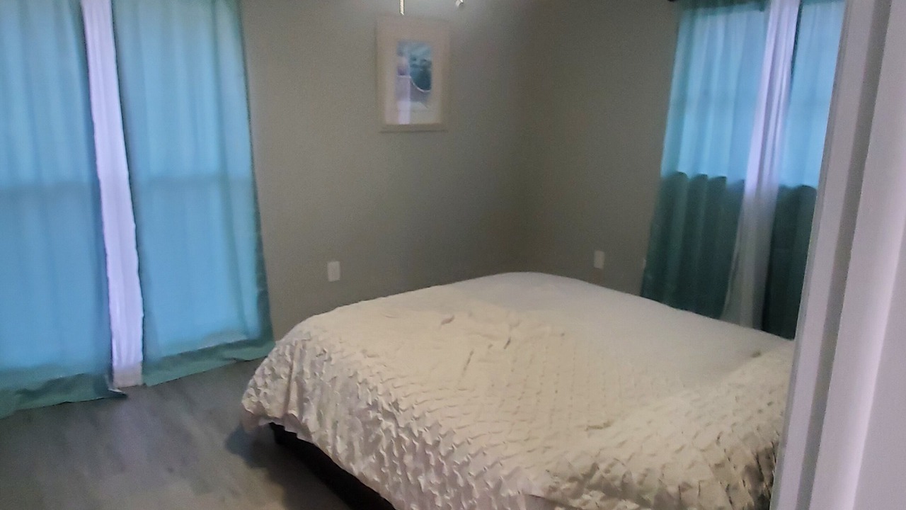 Photo of Bedroom in Palm Terrace Gardens