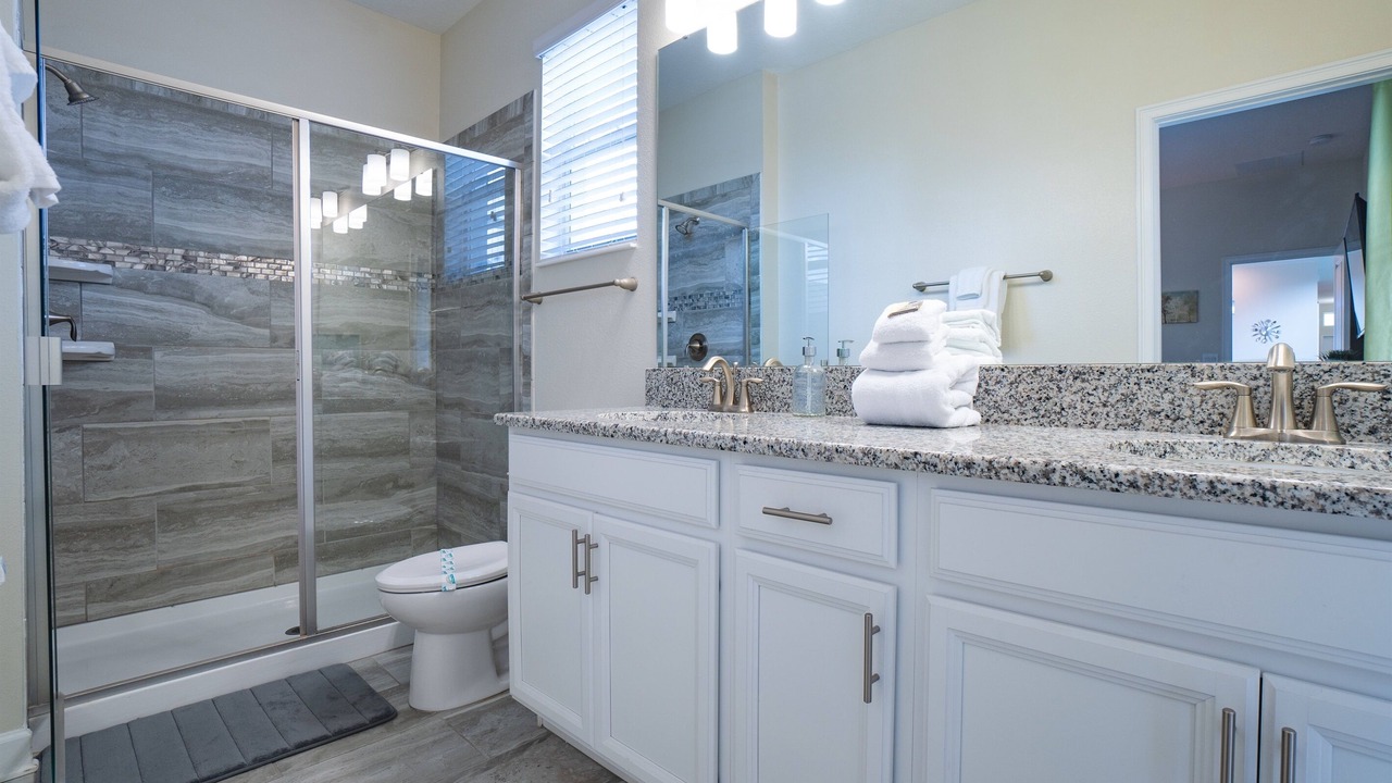 Photo of Bathroom in Davenport