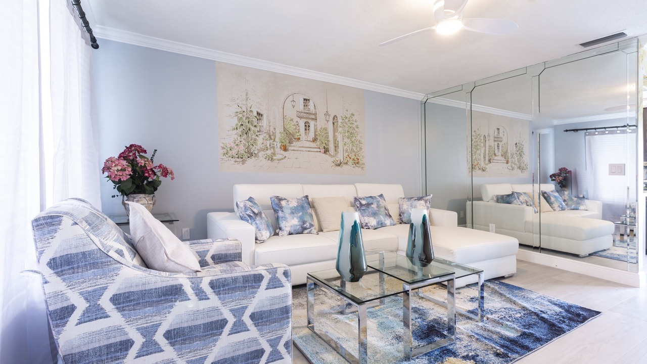 Photo of Livingroom in Florida North Atlantic Coast