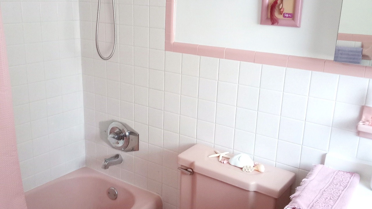Photo of Bathroom in Coral Ridge Isles