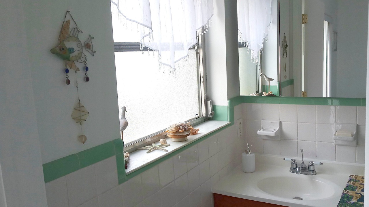 Photo of Bathroom in Coral Ridge Isles