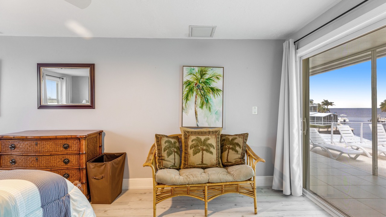 Photo of Bedroom in Cross Key Waterways