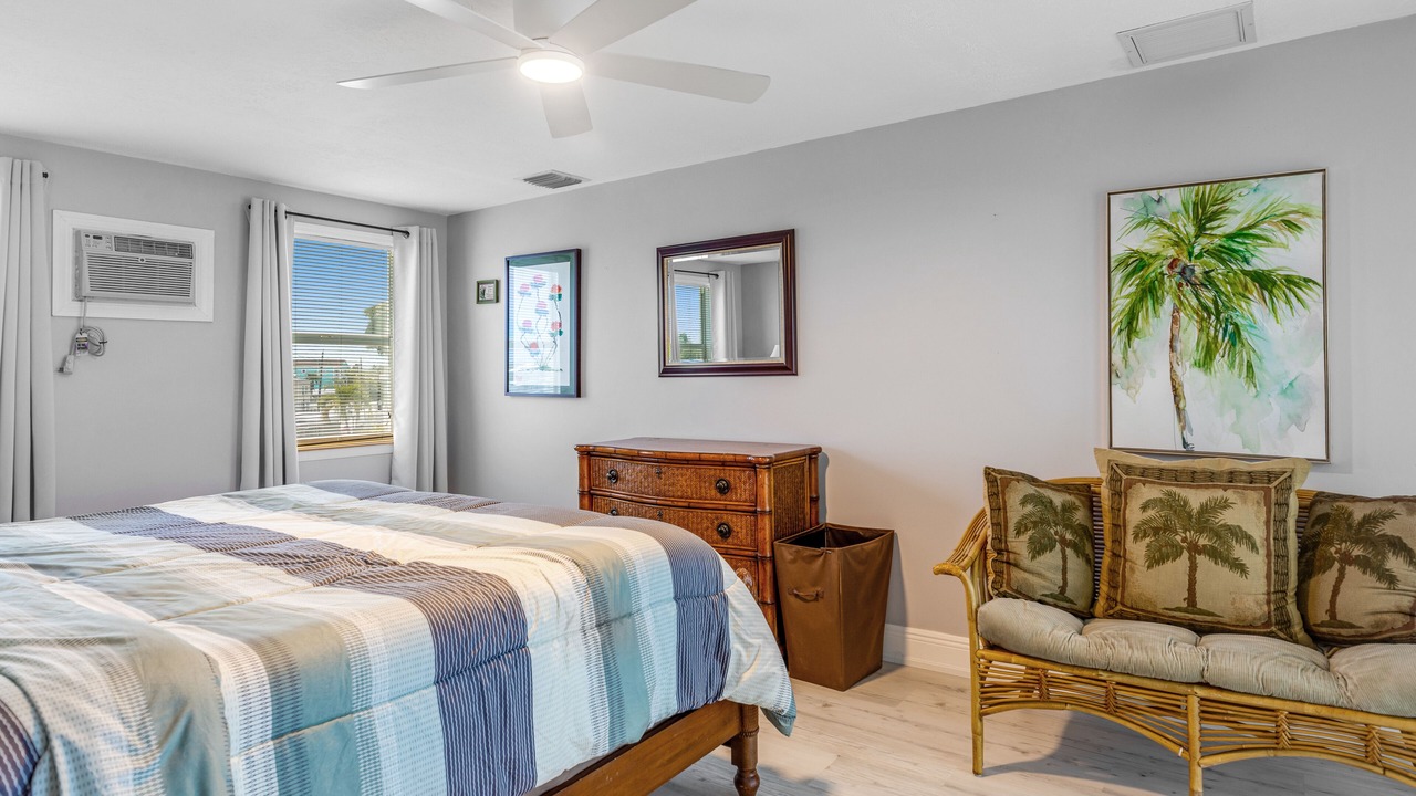 Photo of Bedroom in Cross Key Waterways