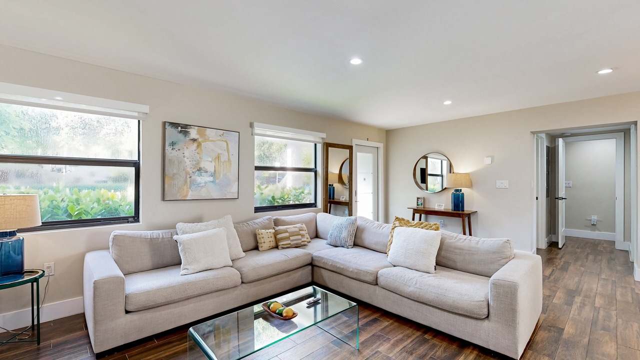 Photo of Livingroom in Riviera Estates