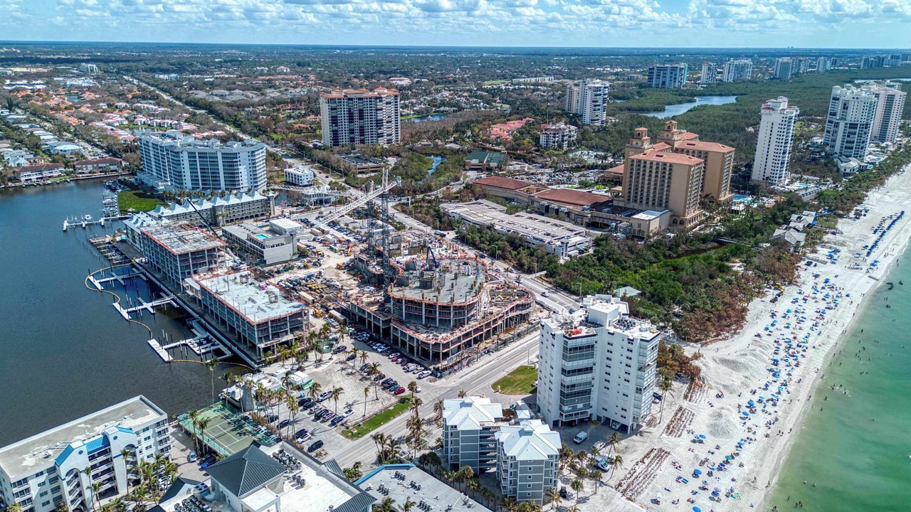 Photo of Outdoor in Vanderbilt Beach