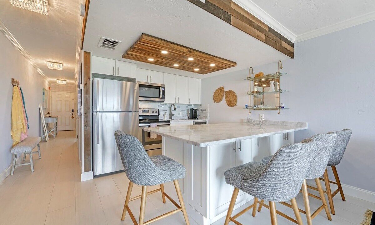 Photo of Kitchen in Vanderbilt Beach