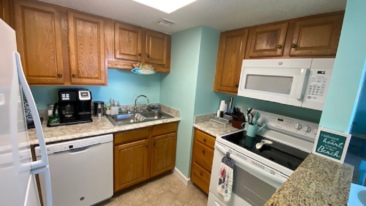 Photo of Kitchen in Ormond-by-the-Sea