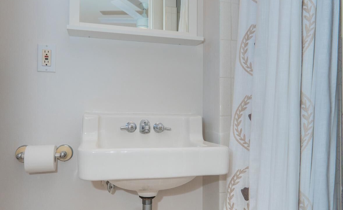 Photo of Bathroom in Redington Shores