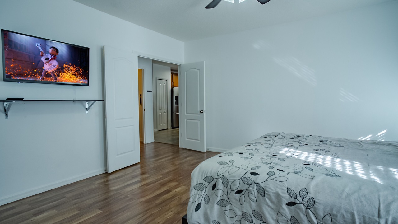 Photo of Bedroom in Cypress Pointe