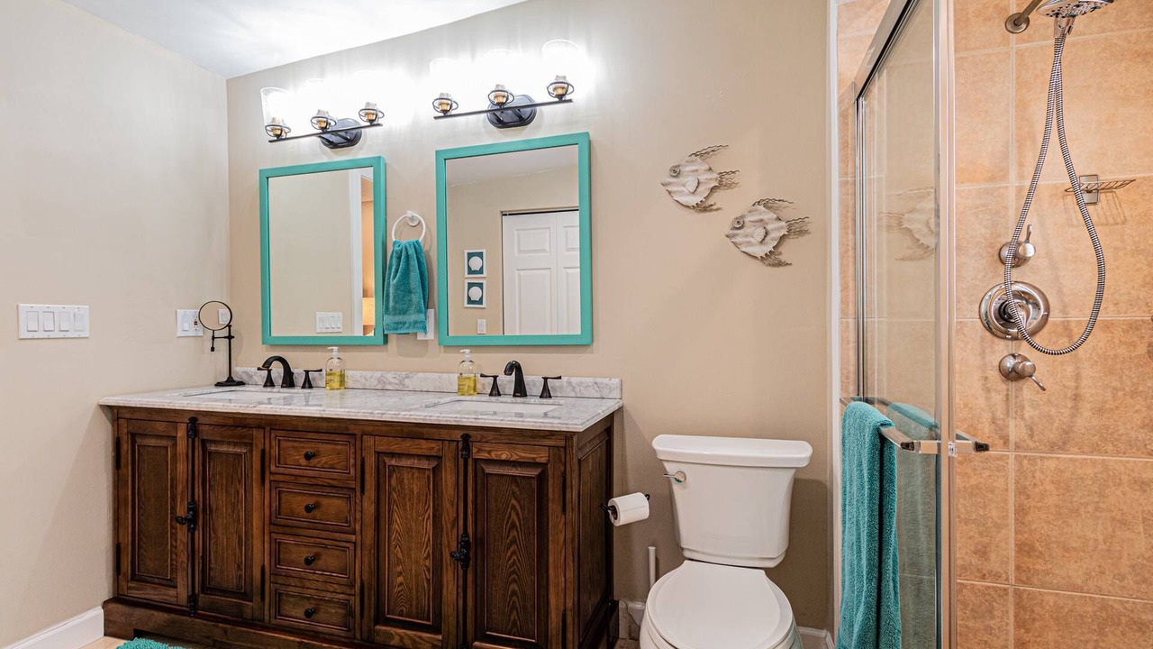 Photo of Bathroom in Naples Park