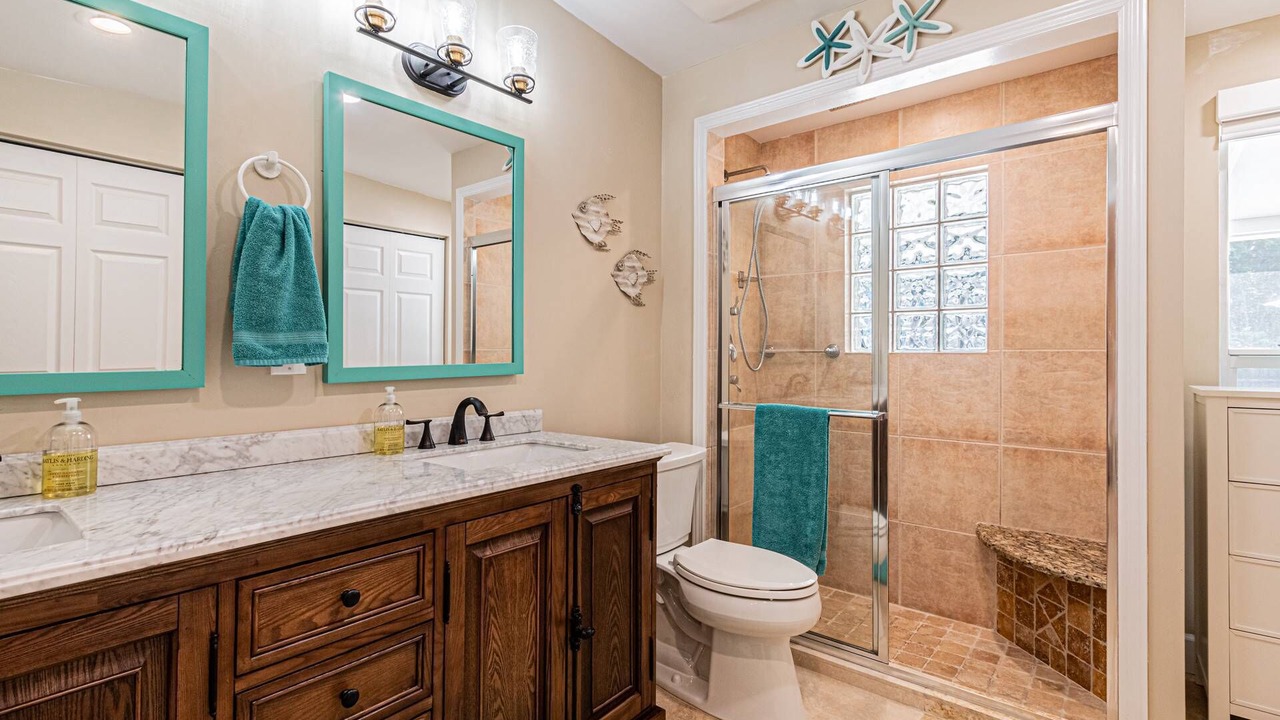 Photo of Bathroom in Naples Park