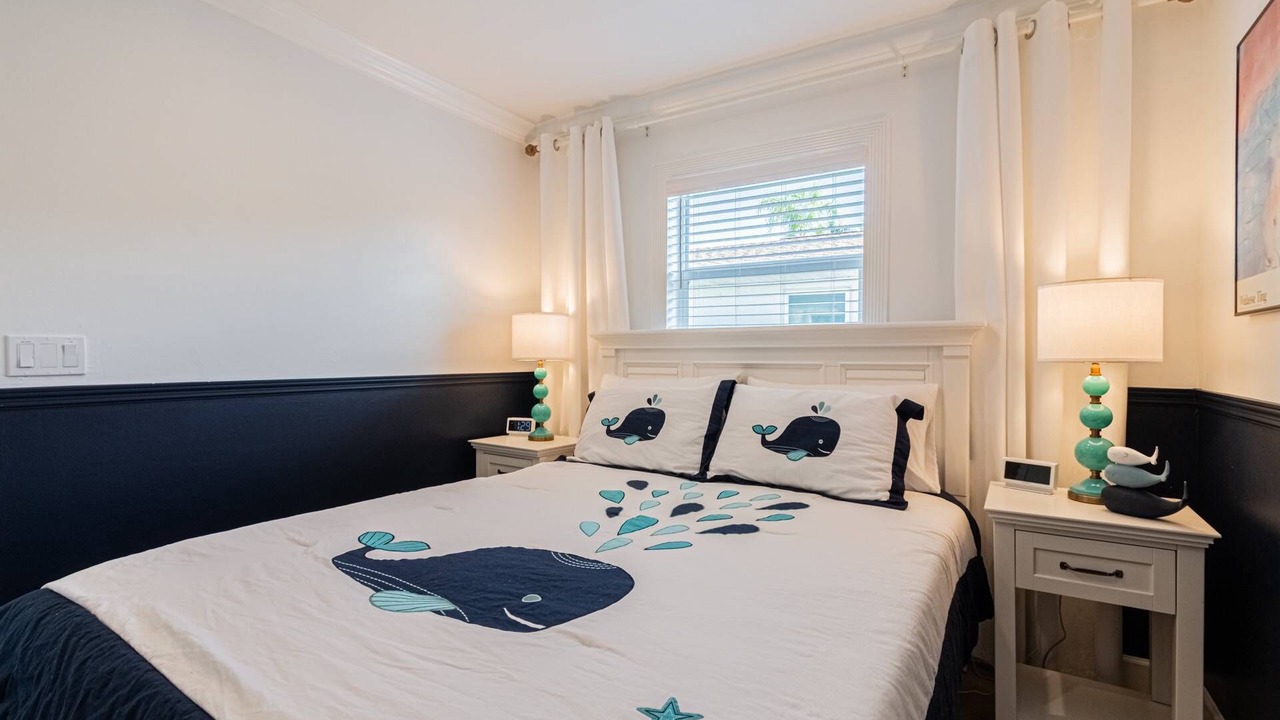 Photo of Bedroom in Naples Park