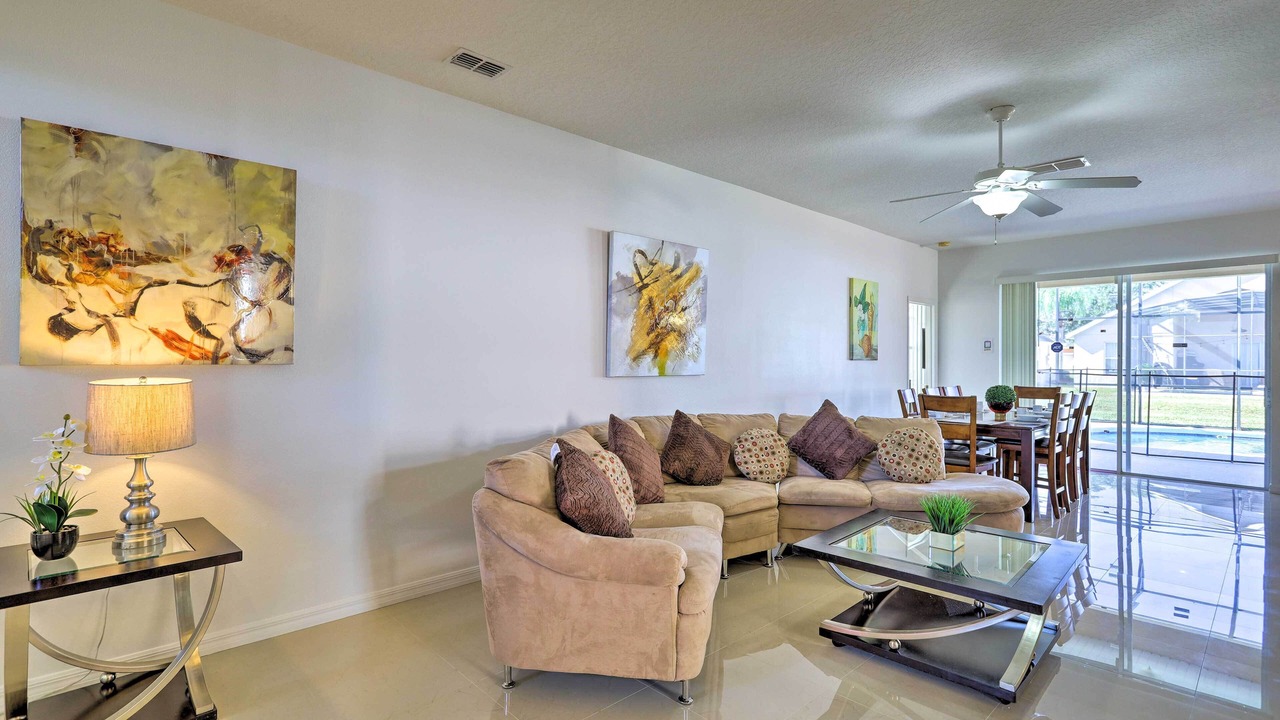 Photo of Bedroom in Crystal Cove