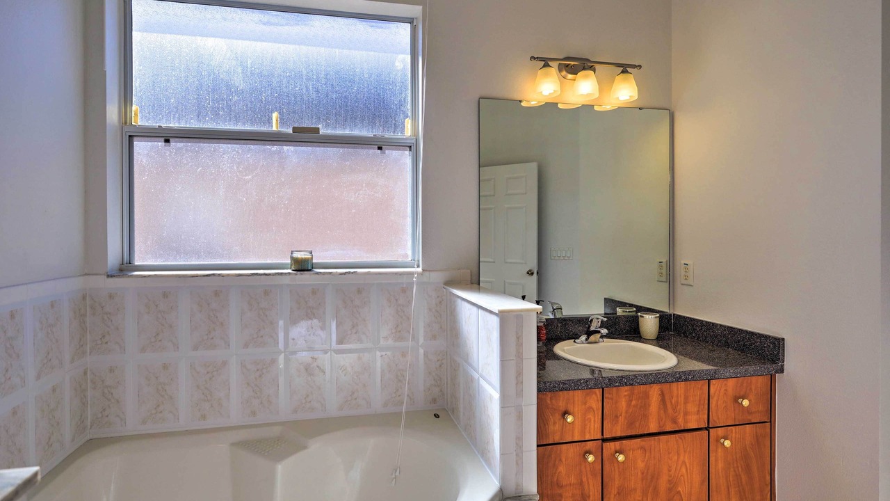 Photo of Bathroom in Crystal Cove